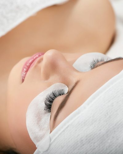 pequeño-lashes-enlarging-min